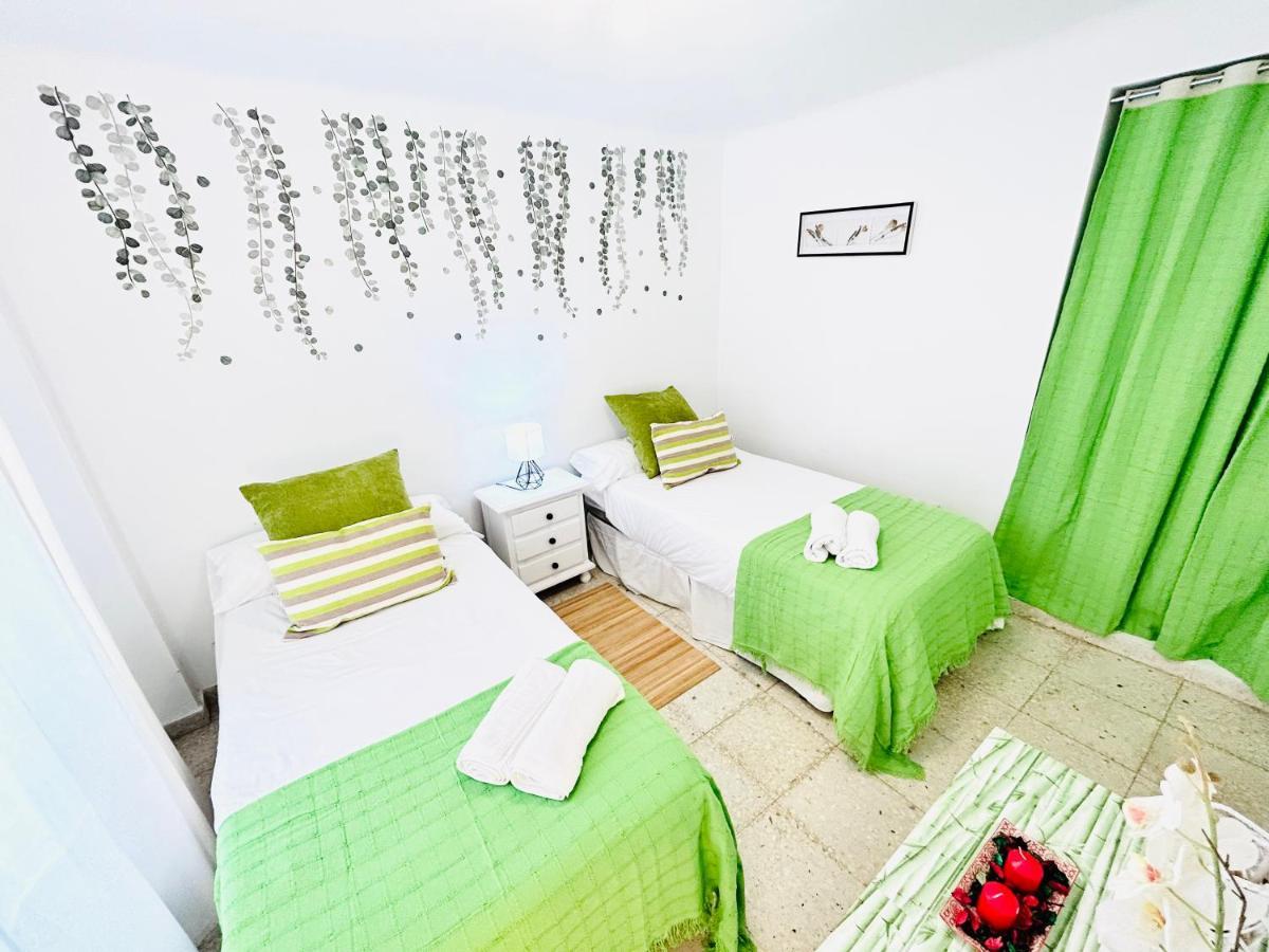 Cozy Town House With Terrace And Free Wifi Villa Ronda Exterior photo