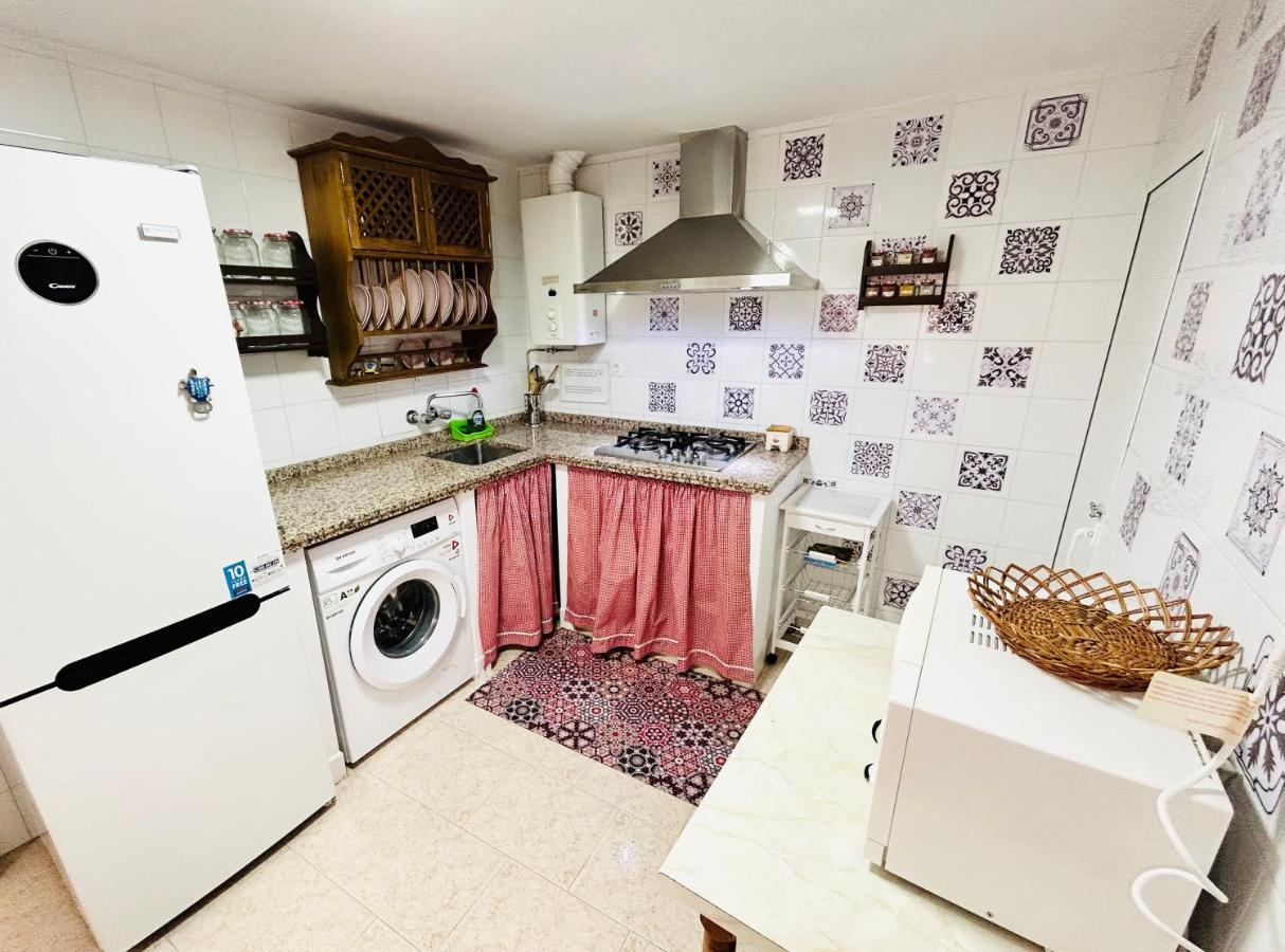 Cozy Town House With Terrace And Free Wifi Villa Ronda Exterior photo